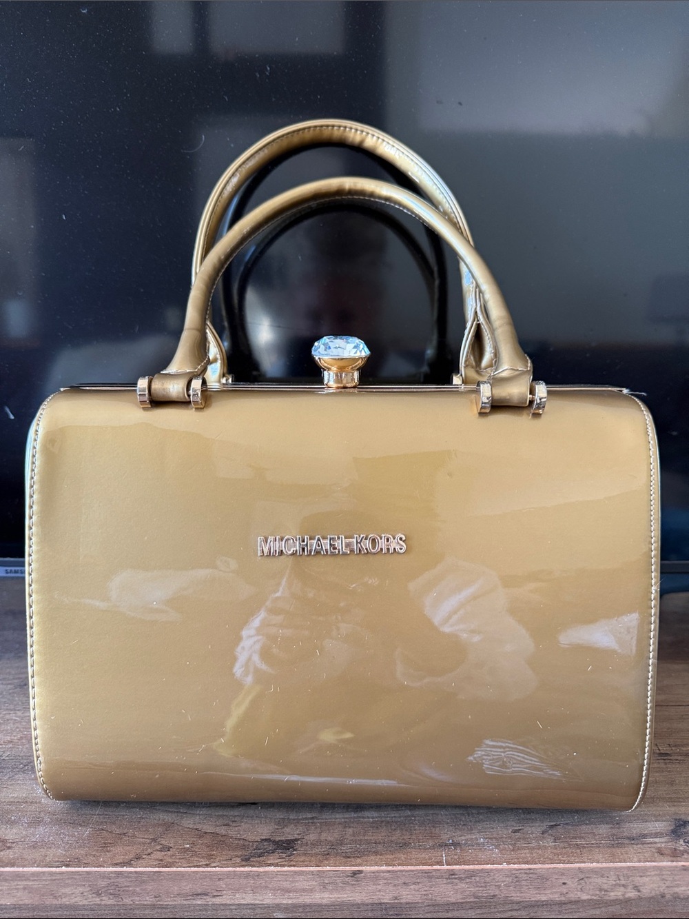 Michael Kors Gold Patent Crystal Kiss Lock Satchel Handbag NWOT - Picture 16 of 16
